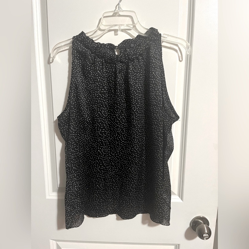 Essentials by Milano Black Polka Dot sheer Sleeveless Top